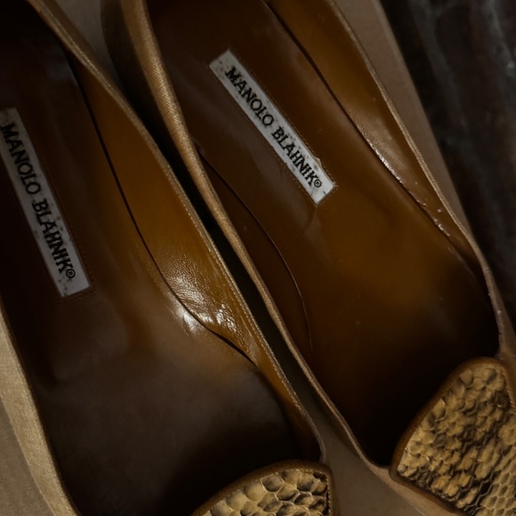 Manolo Blahnik flats - Picture 4 of 5